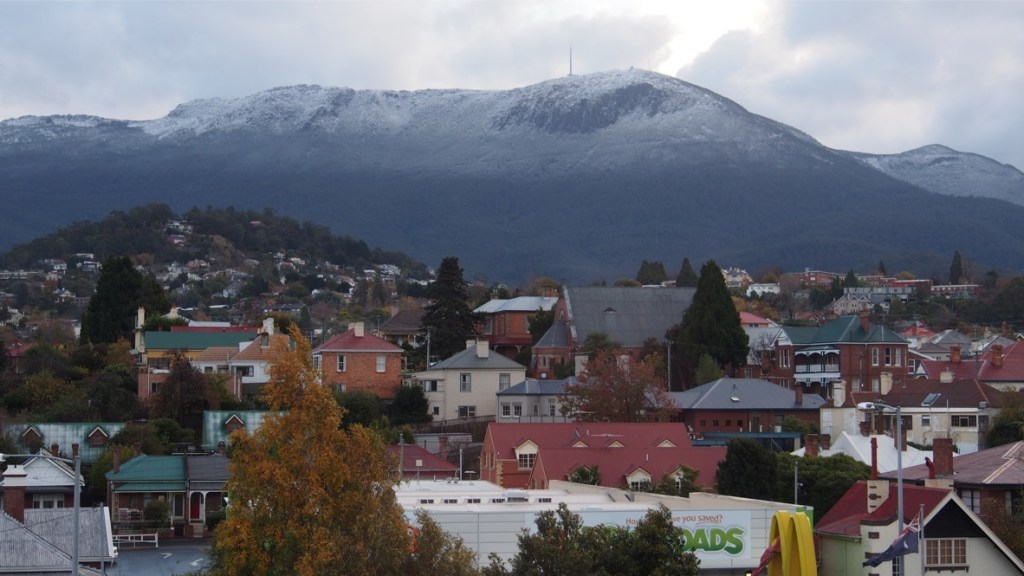 Mt Wellington - snow line